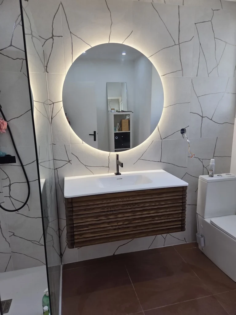 Pose d’un meuble lavabo sur Carnoux en provence