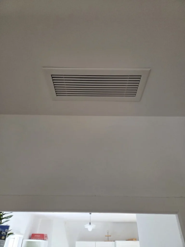 Pose d’un gainable Daikin avec régulation airzone sur la commune de Meyrargue